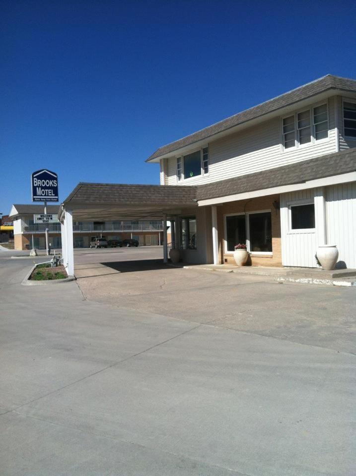 Brooks Motel Norton Extérieur photo